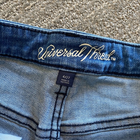 Universal Thread Jean Shorts - Picture 2 of 3